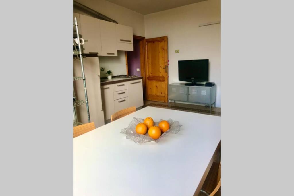 Sunny Top Floor In San Frediano Florence Buitenkant foto