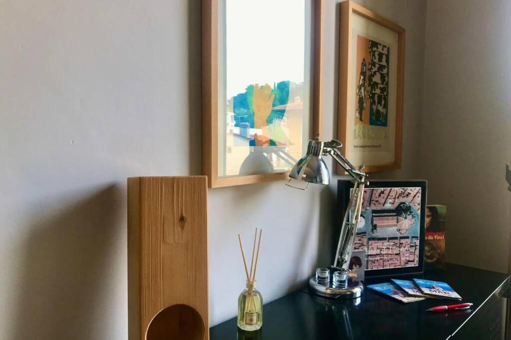 Sunny Top Floor In San Frediano Florence Buitenkant foto