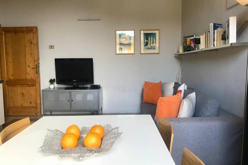 Sunny Top Floor In San Frediano Florence Buitenkant foto