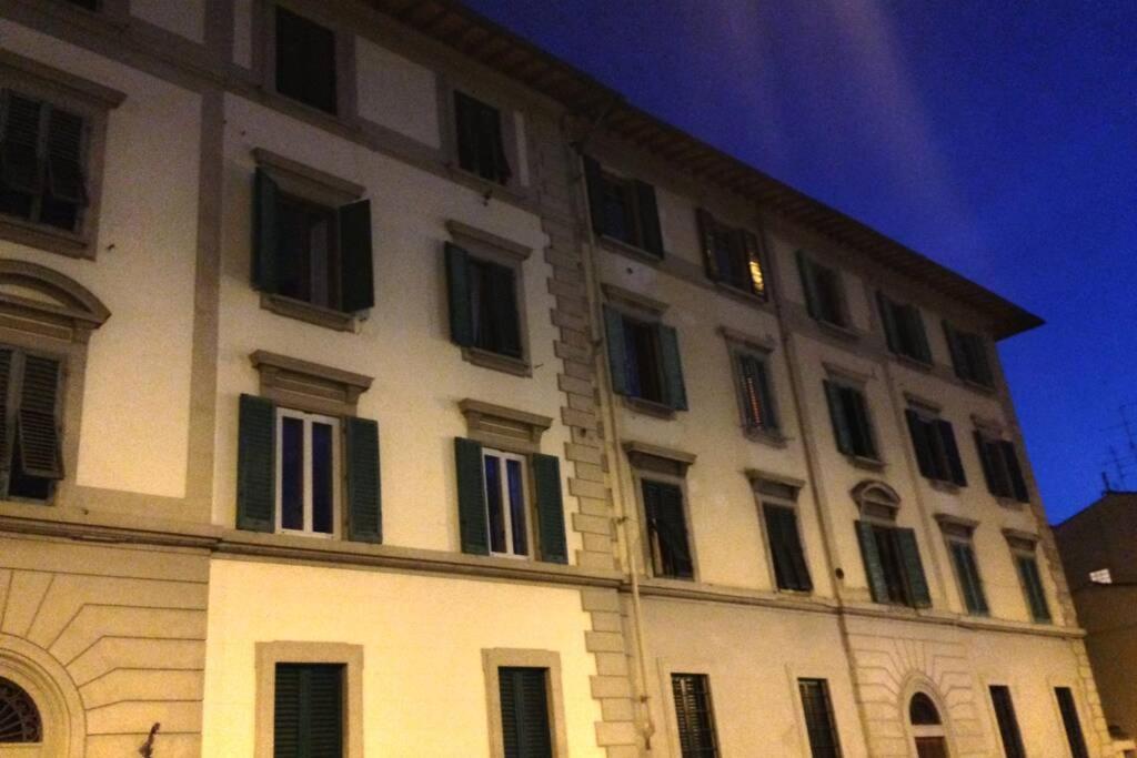 Sunny Top Floor In San Frediano Florence Buitenkant foto